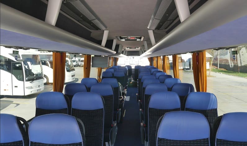 Lower Saxony: Coaches charter in Lower Saxony, Germany